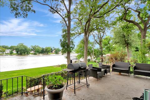 877 S Chicago Ave, Kankakee, IL 60901 photo 5