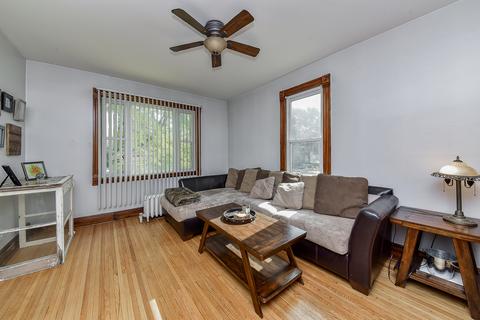 809 Summit St, Joliet, IL 60435 photo 4