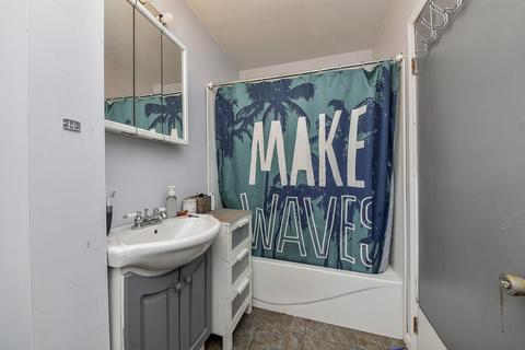 809 Summit St, Joliet, IL 60435 photo 9