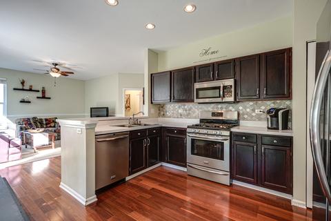 1890 E Ivy Cir, Lindenhurst, IL 60046 photo 14