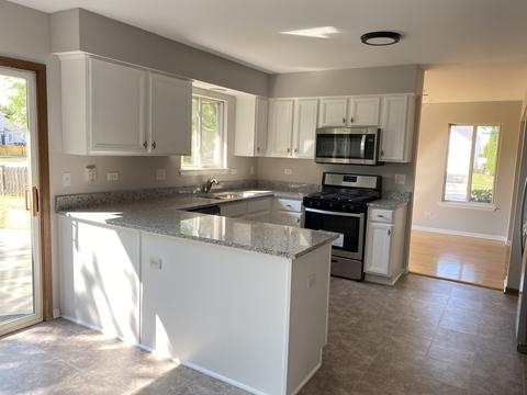 2416 Eldorado Ct, Naperville, IL 60564 photo 8