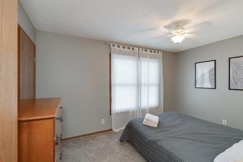 822 E Jefferson St, Bloomington, IL 61701 photo 36