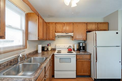 822 E Jefferson St, Bloomington, IL 61701 photo 13