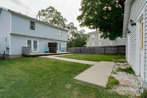 822 E Jefferson St, Bloomington, IL 61701 photo 4