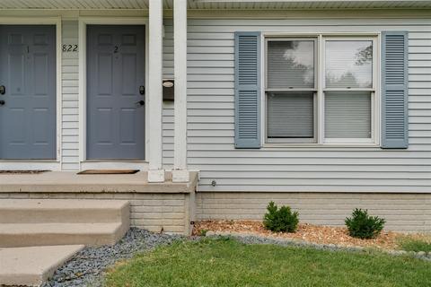 822 E Jefferson St, Bloomington, IL 61701 photo 2