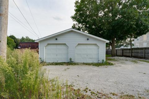 822 E Jefferson St, Bloomington, IL 61701 photo 5