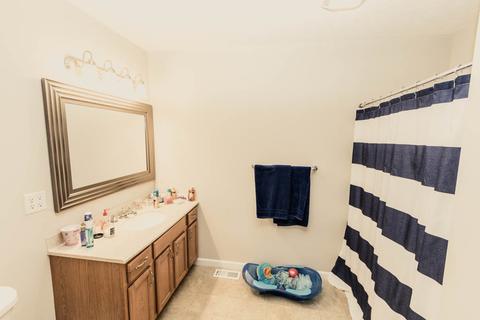1014 E Grove St, Bloomington, IL 61701 photo 13