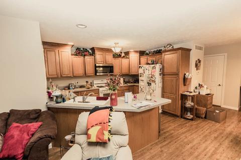 1014 E Grove St, Bloomington, IL 61701 photo 5