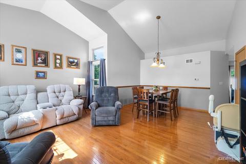 101 Iris Ct, Oswego, IL 60543 photo 3