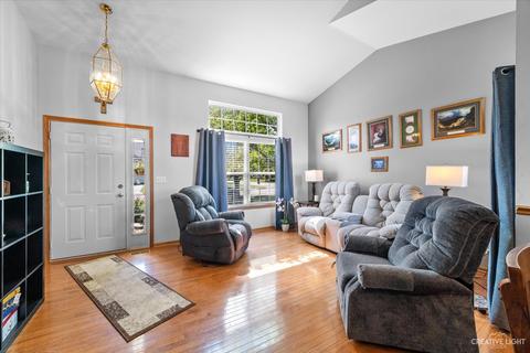 101 Iris Ct, Oswego, IL 60543 photo 4