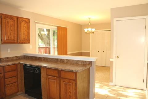 4812 Gregory St, Mchenry, IL 60051 photo 8