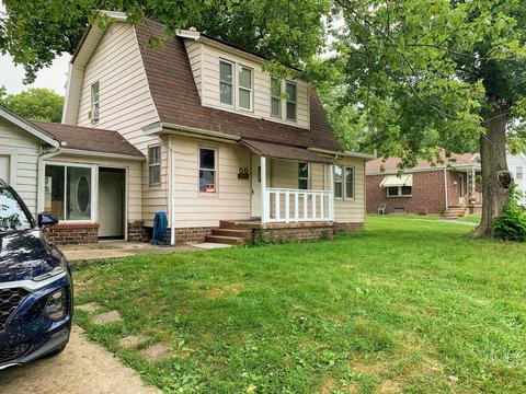 1010 E Riverside Ave, Decatur, IL 62521 photo 3