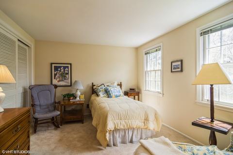 2011 Glendale Ave, Northbrook, IL 60062 photo 12