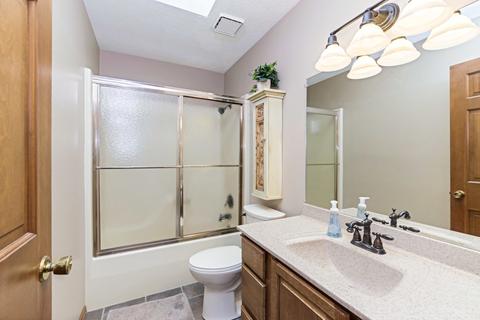 38 Gloucester Cir, Bloomington, IL 61704 photo 26