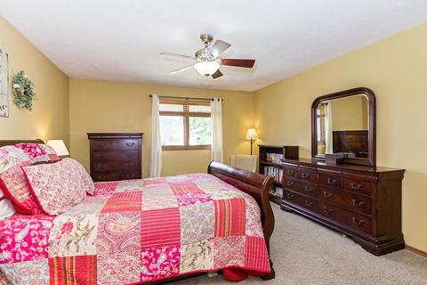 38 Gloucester Cir, Bloomington, IL 61704 photo 20