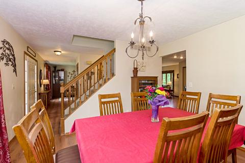 38 Gloucester Cir, Bloomington, IL 61704 photo 15