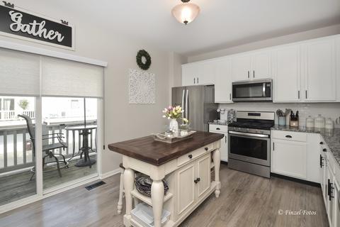 2069 Concord Dr, Mchenry, IL 60050 photo 5