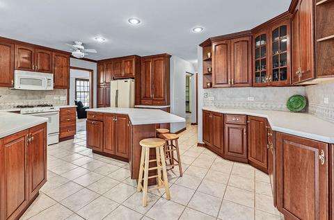 1530 Orchard Rd, Wheaton, IL 60189 photo 7
