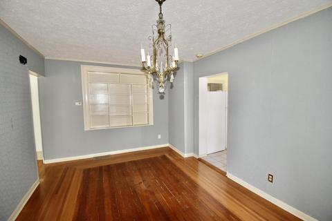 1015 E Jefferson St, Bloomington, IL 61701 photo 10