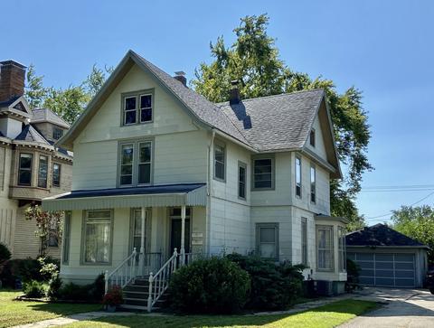 1015 E Jefferson St, Bloomington, IL 61701 photo 1