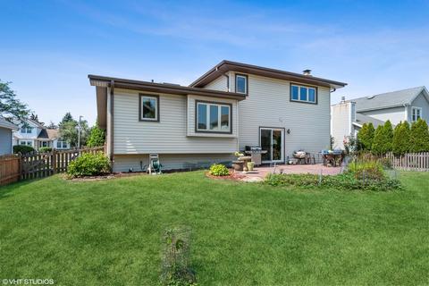 450 Cimarron Dr W, Aurora, IL 60507 photo 19