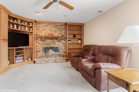450 Cimarron Dr W, Aurora, IL 60507 photo 11