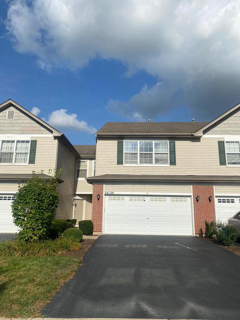 24130 Walnut Cir, Plainfield, IL 60585 photo 2