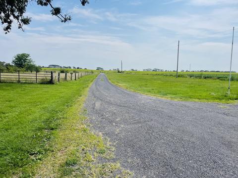 1552 E 2000 North Rd, Watseka, IL 60970 photo 4