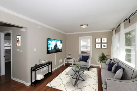 102 N Elroy Ave, Bartlett, IL 60103 photo 2