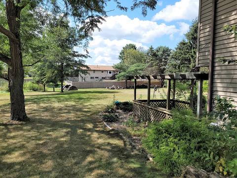 8662 Riverview Dr, Byron, IL 61010 photo 9