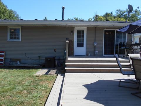 585 S Foley Ave, Kankakee, IL 60901 photo 3