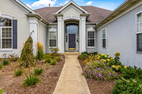 1006 Eagle Pt, Mchenry, IL 60050 photo 2