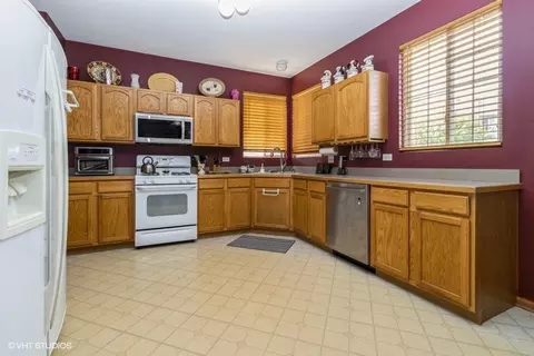 1609 Cascade Ridge Dr, Plainfield, IL 60586 photo 7