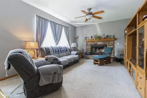 1609 Cascade Ridge Dr, Plainfield, IL 60586 photo 10