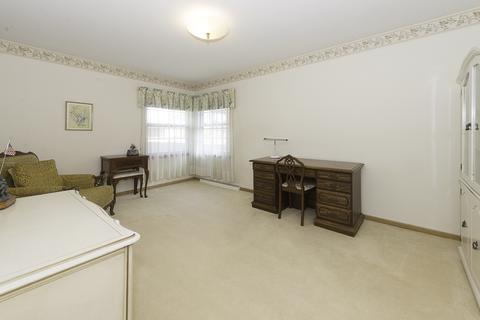 4559 N Forestview Ave, Chicago, IL 60656 photo 15