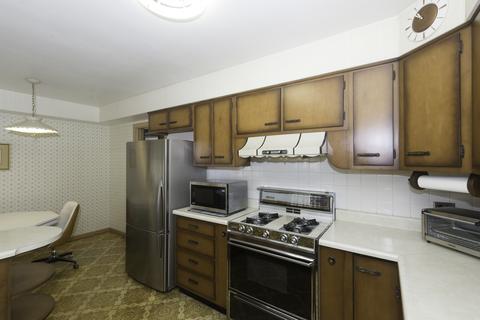 4559 N Forestview Ave, Chicago, IL 60656 photo 8