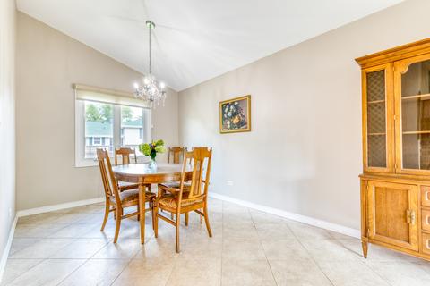 1237 N Anvil Ct, Addison, IL 60101 photo 7