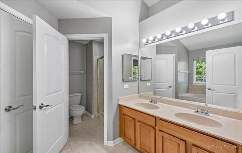 1714 Montclair Ct, Elgin, IL 60123 photo 28