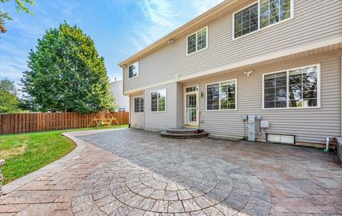 1714 Montclair Ct, Elgin, IL 60123 photo 45