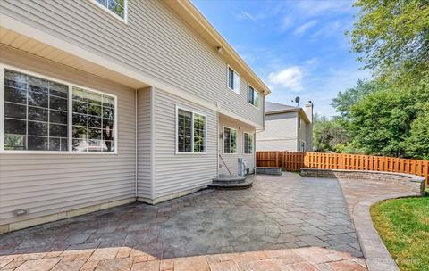 1714 Montclair Ct, Elgin, IL 60123 photo 44