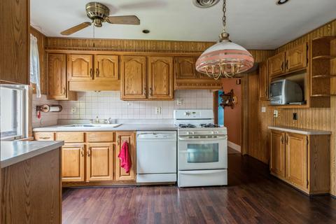1524 E Algonquin Rd E, Des Plaines, IL 60016 photo 8