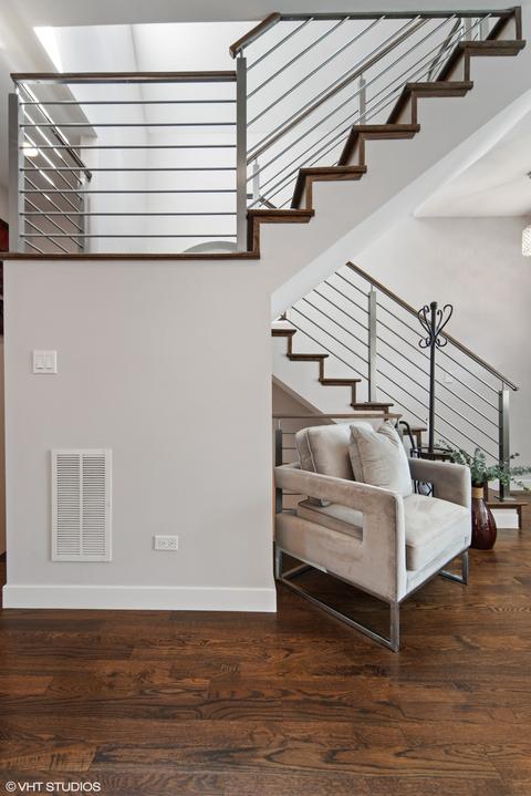4161 S Berkeley Ave, Chicago, IL 60653 photo 7