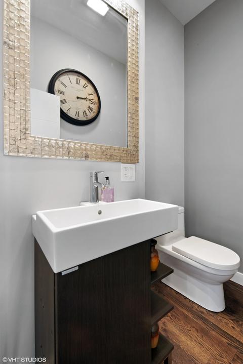 4161 S Berkeley Ave, Chicago, IL 60653 photo 6