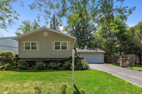 1053 Valley Stream Dr, Wheeling, IL 60090 photo 1