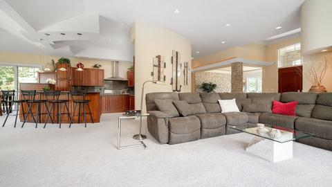 825 Olson Spring Close, Belvidere, IL 61008 photo 18