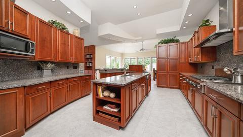 825 Olson Spring Close, Belvidere, IL 61008 photo 9
