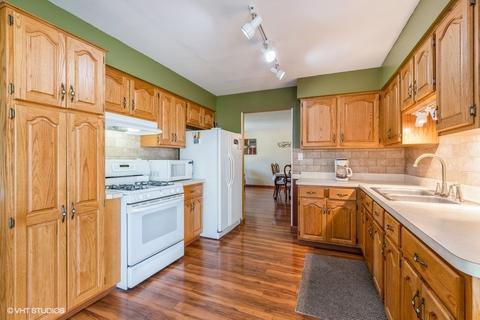 5209 138th St, Crestwood, IL 60445 photo 5