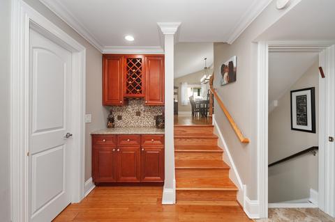 906 Garden Ln, Wheeling, IL 60090 photo 13
