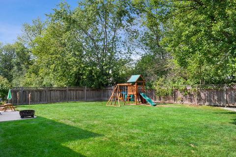 906 Garden Ln, Wheeling, IL 60090 photo 22