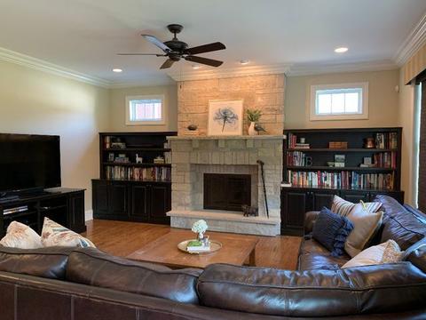 266 E May St, Elmhurst, IL 60126 photo 5